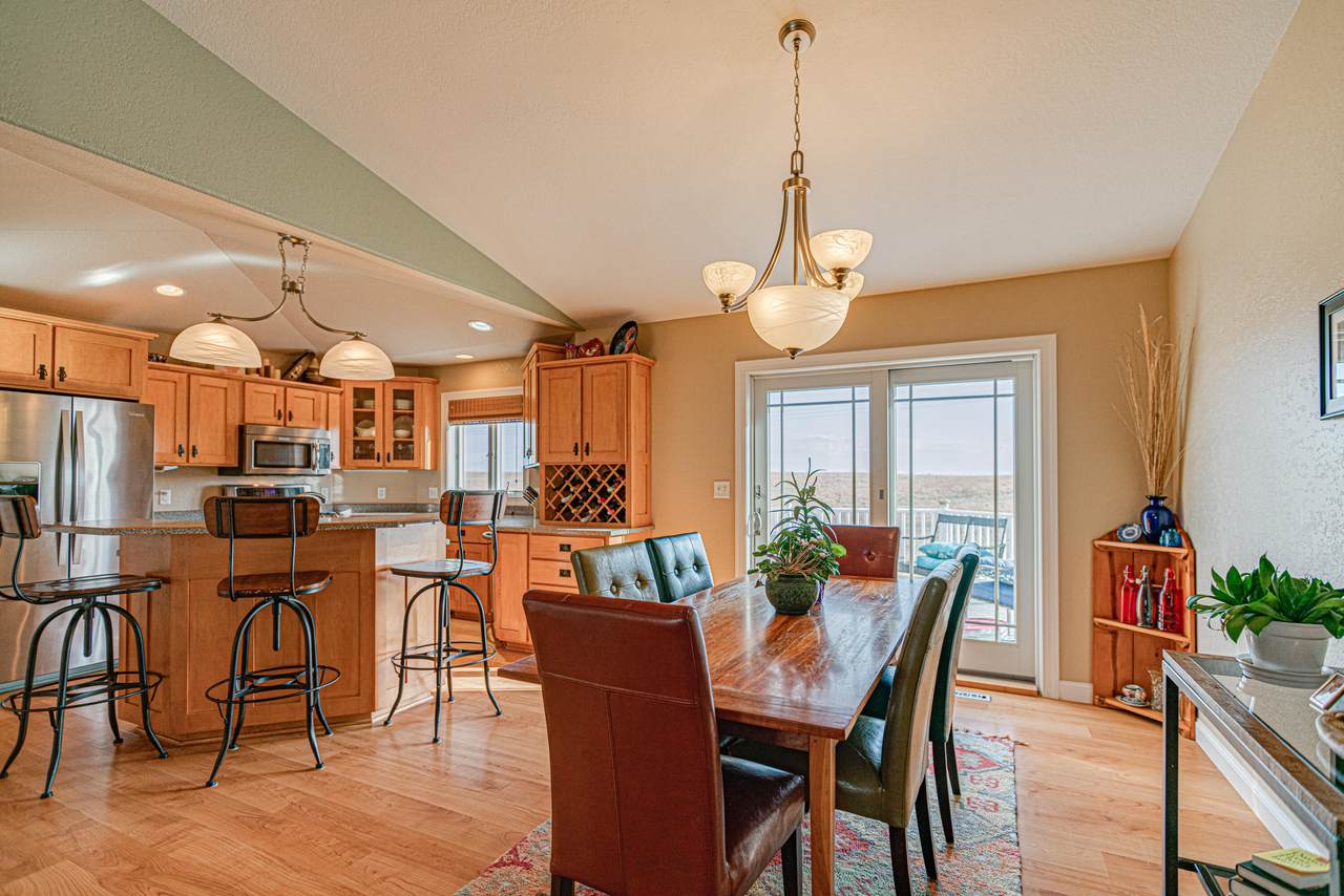 10438 214th Avenue - Photo 1