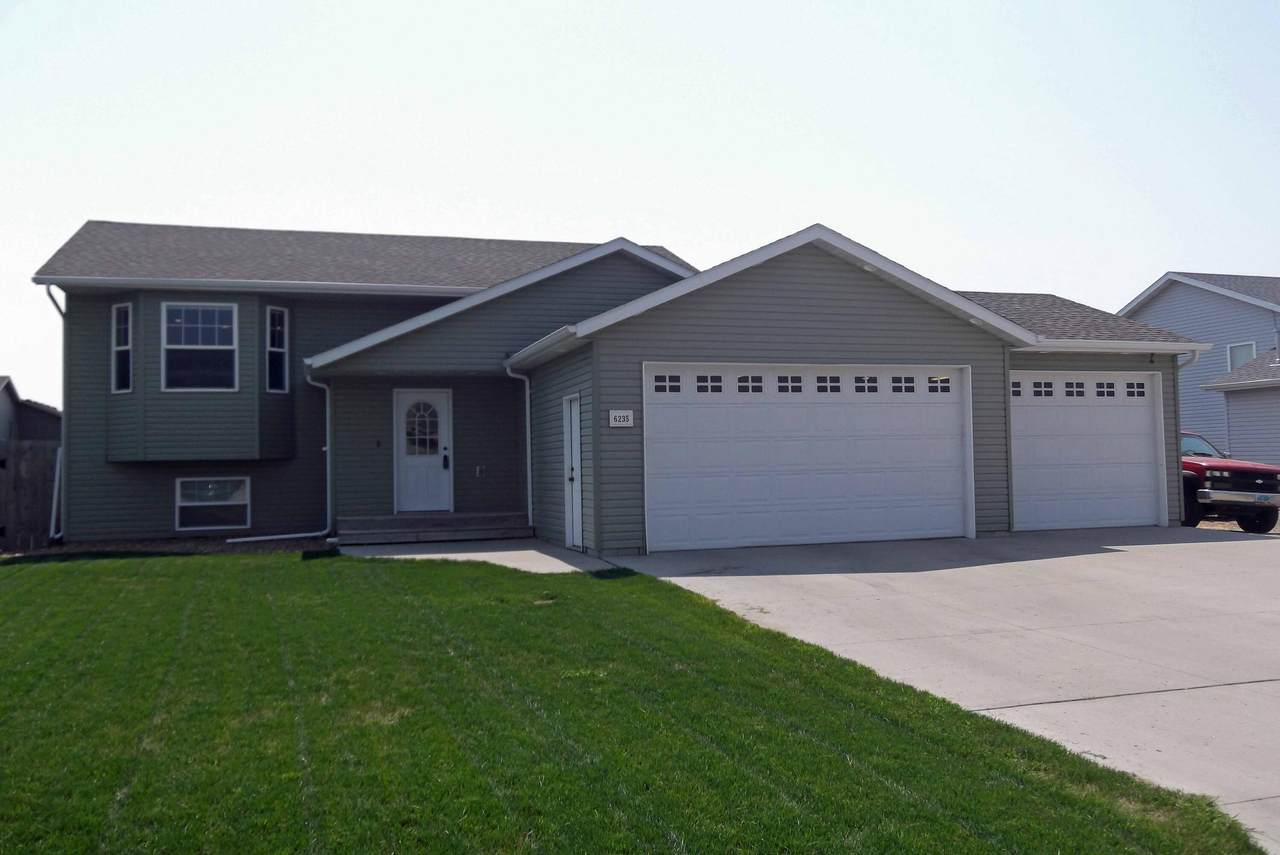 6235 Edgerly Lane - Photo 1