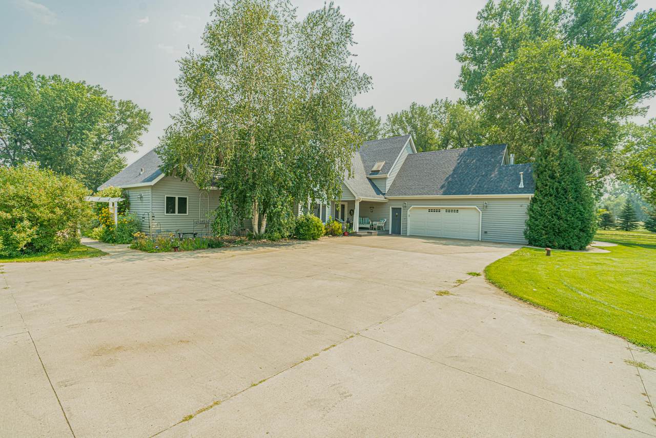 3305 Tavis Road - Photo 1