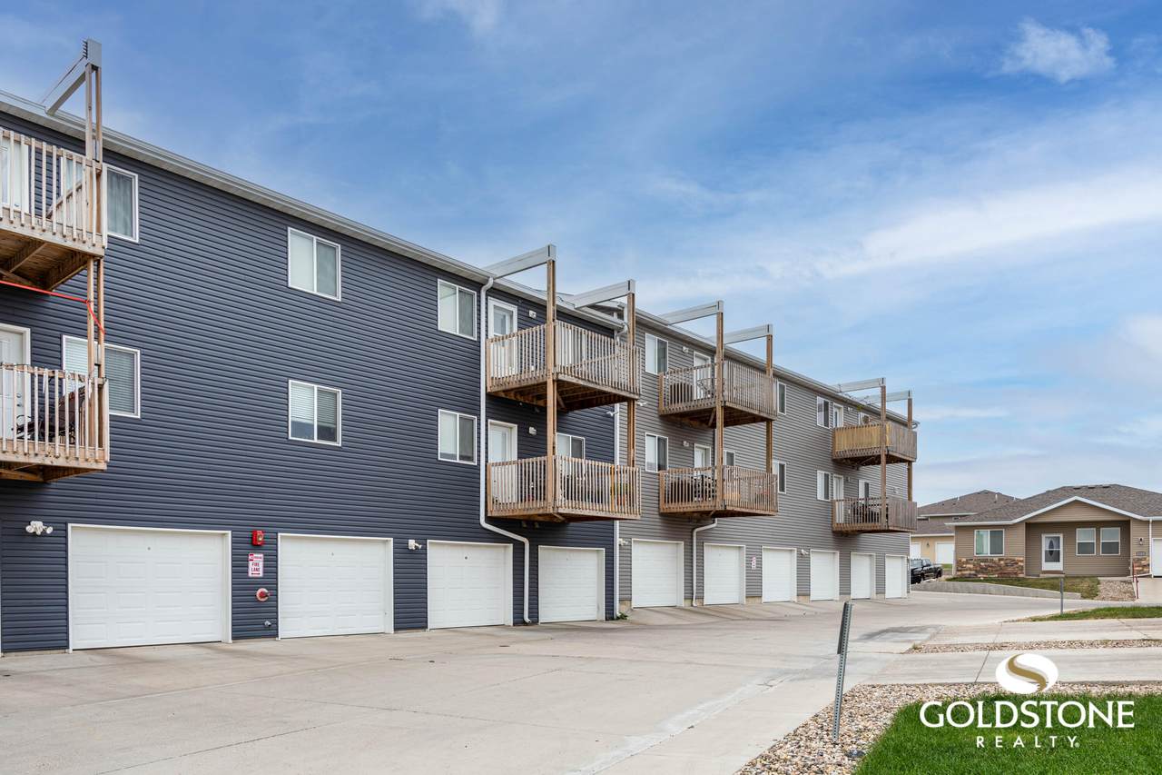 829 Canada Ave. - Photo 1