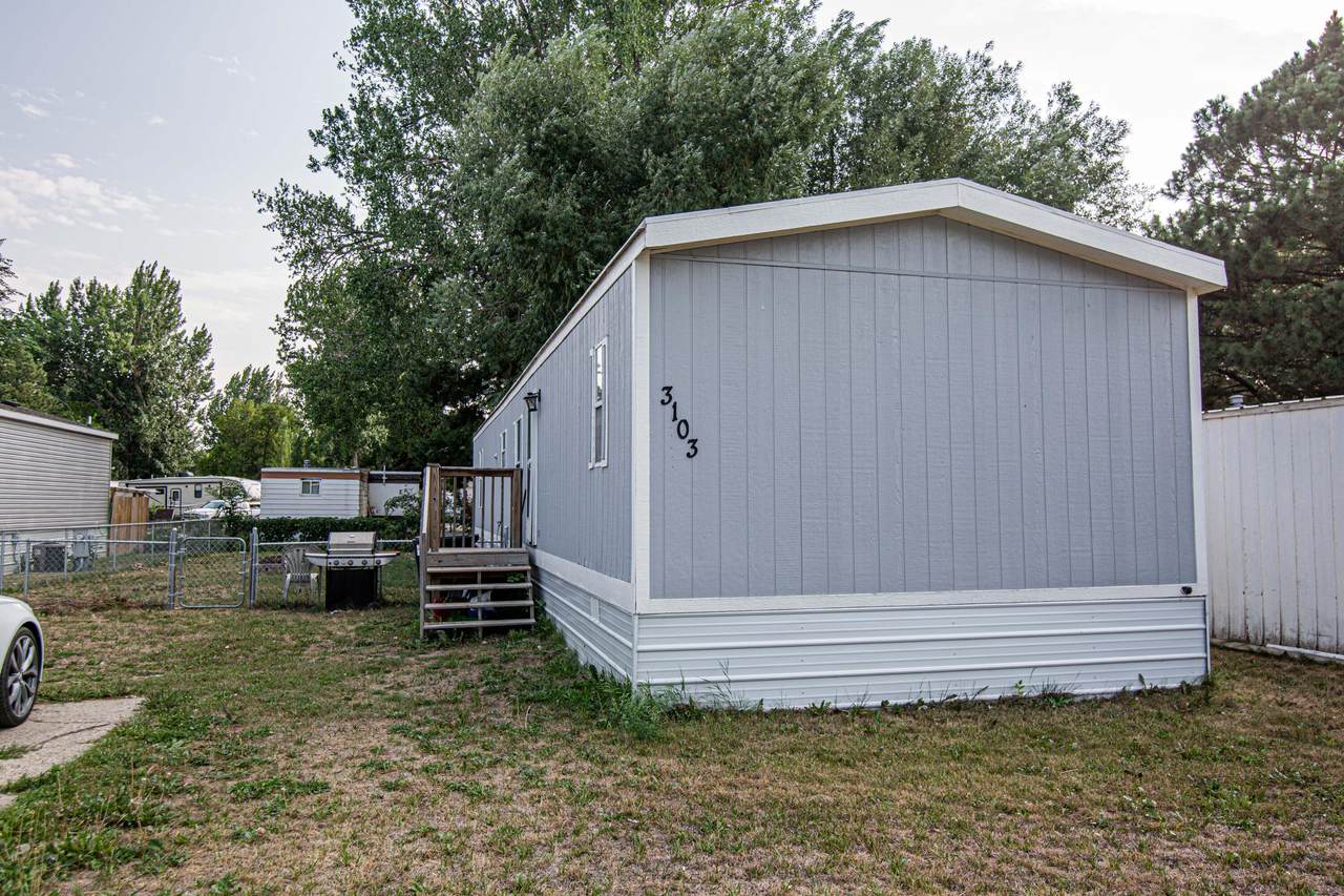 3103 Twin City Drive - Photo 1