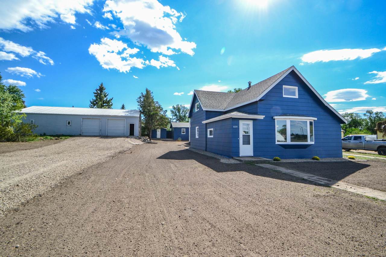 609 Birch Avenue - Photo 1
