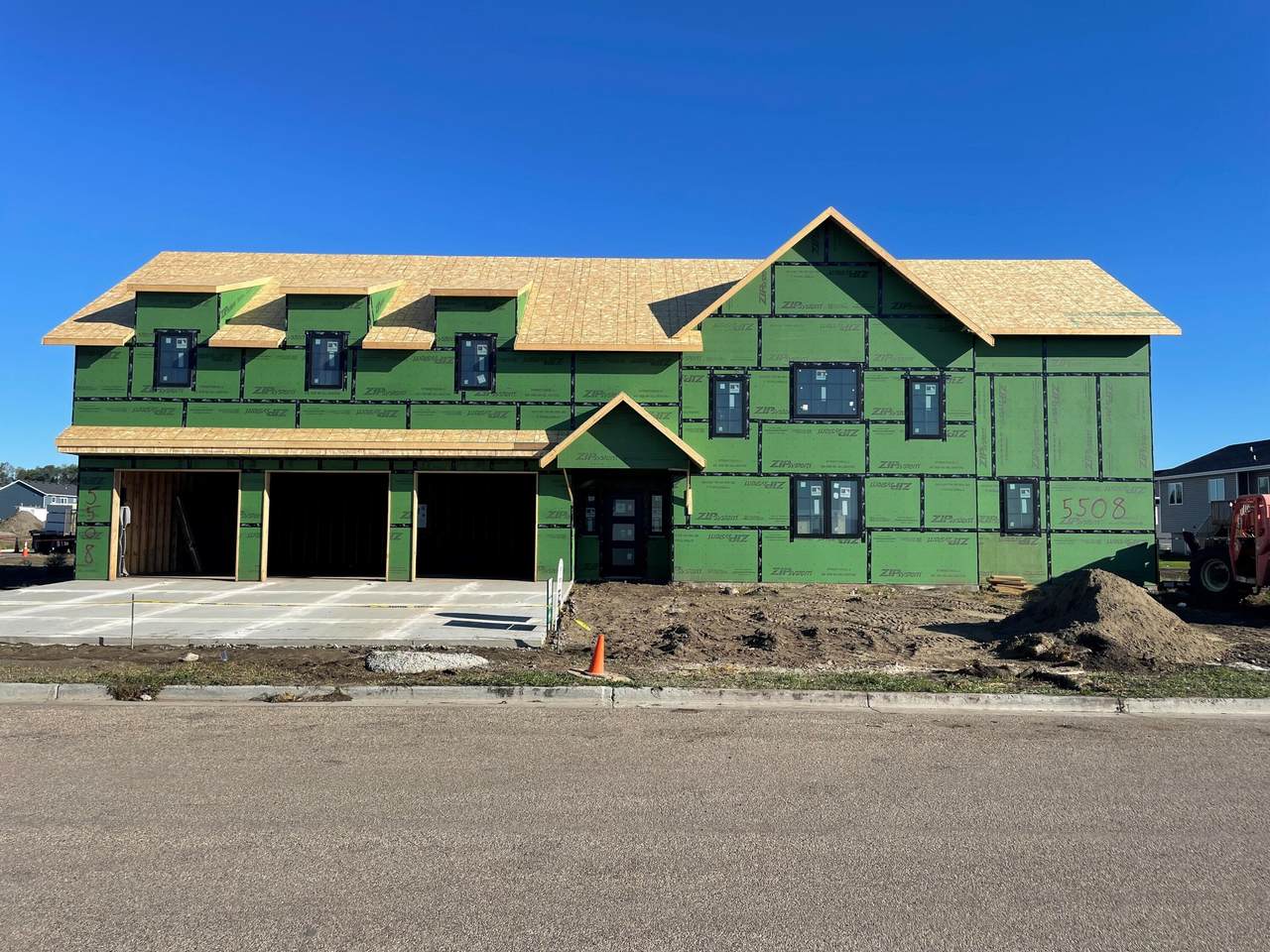 5508 Gold Drive - Photo 1