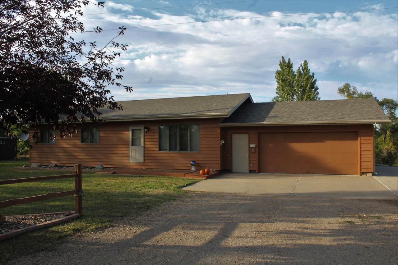 4050 93Rd. Street - Photo 1