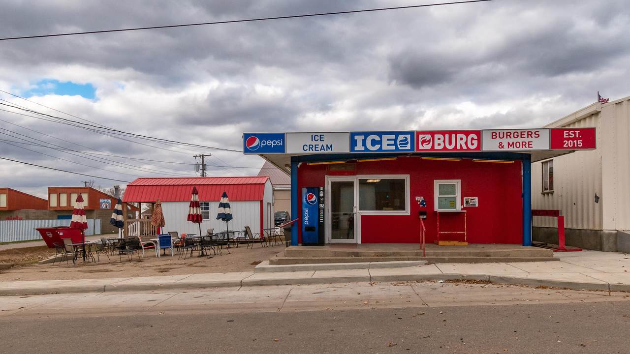 220 9th Street - Photo 1