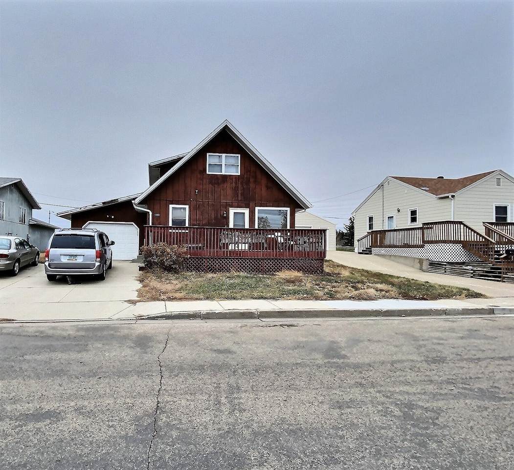 1040 Lake Avenue - Photo 1