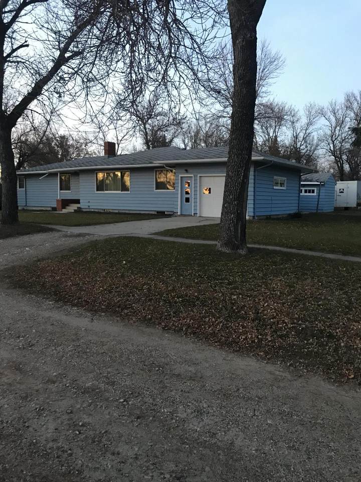 212 4th Street - Photo 1