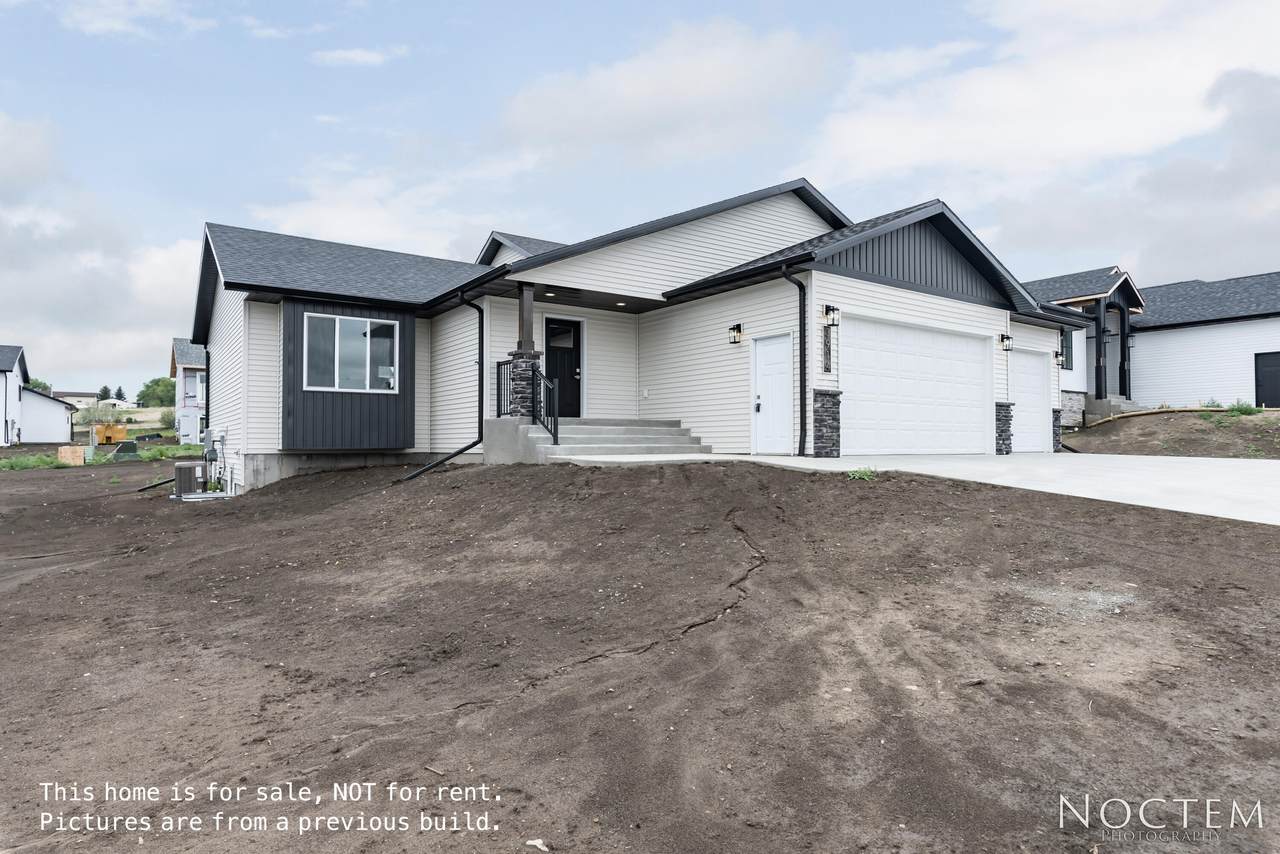 1025 Chippewa Avenue - Photo 1