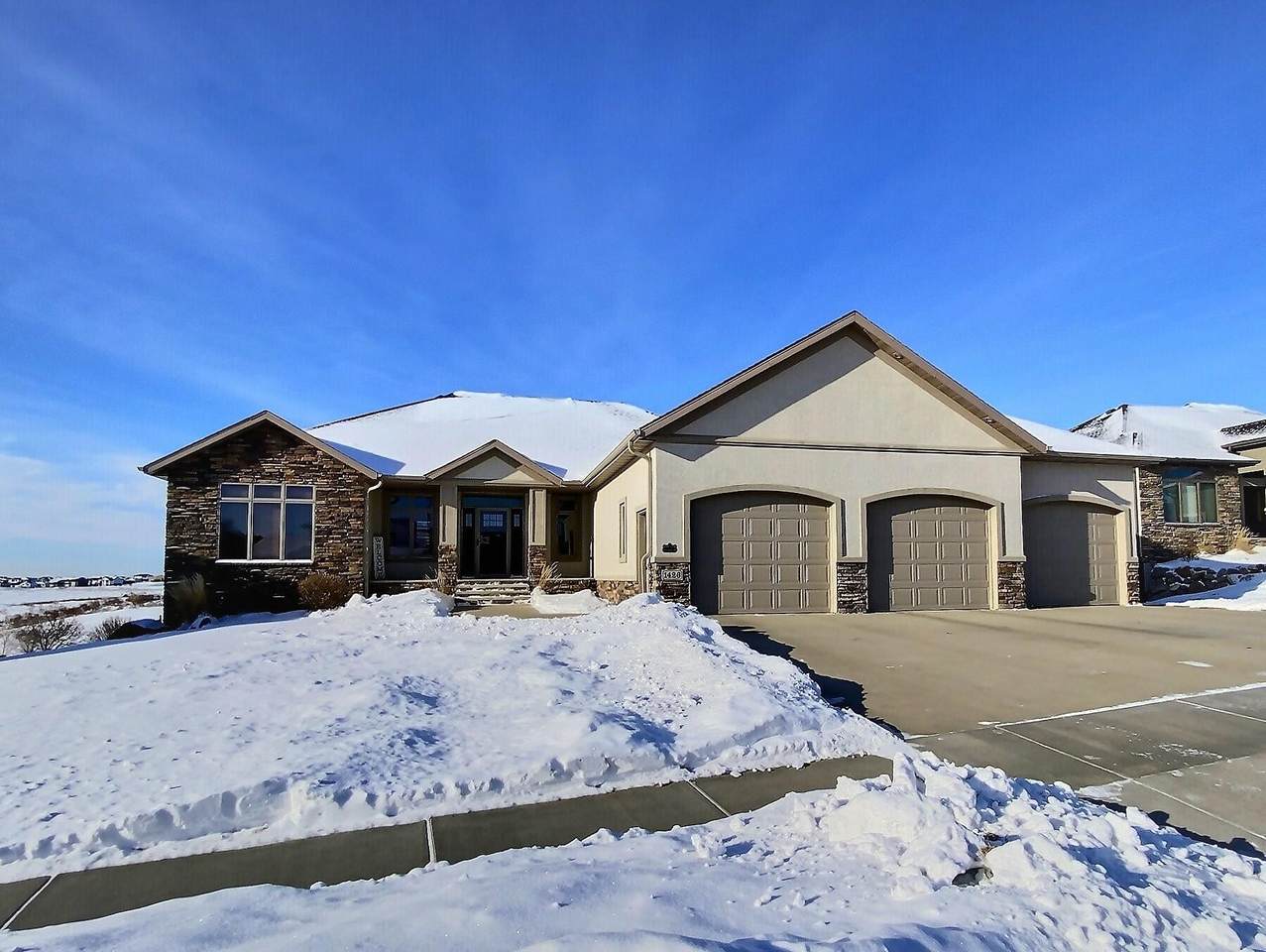 1426 Eagle Crest Loop - Photo 1
