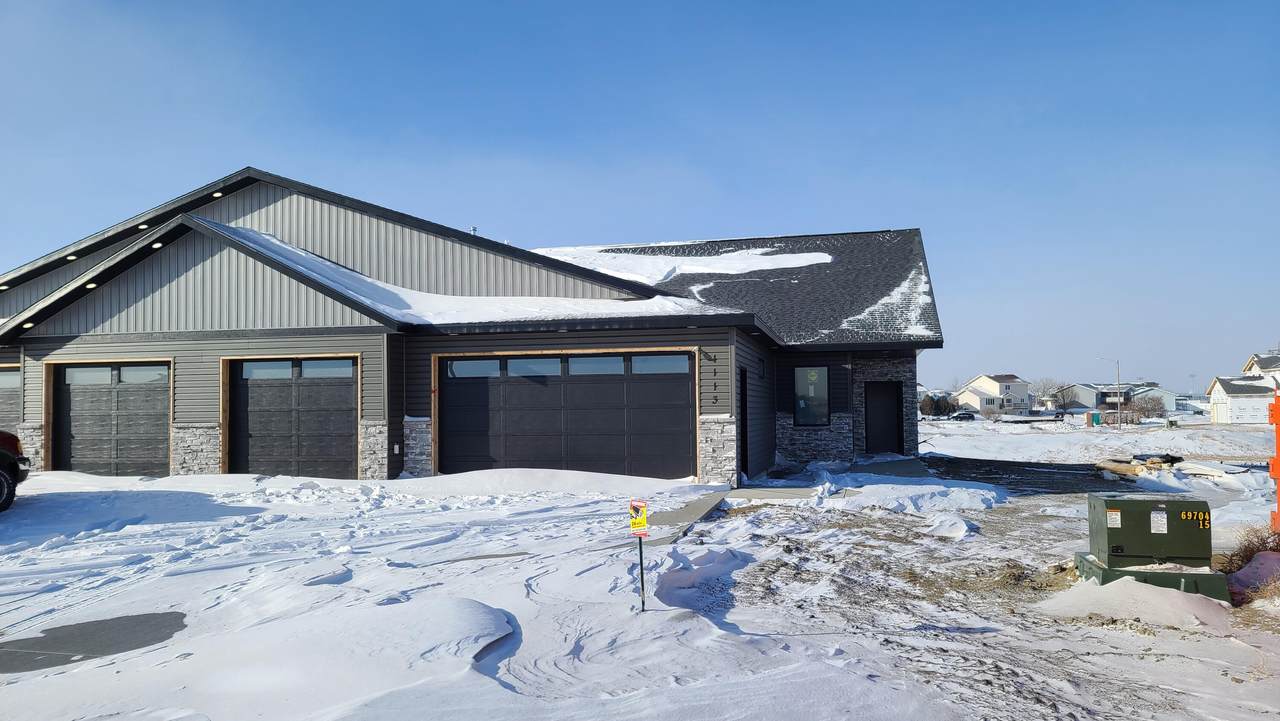 1113 Chippewa Loop - Photo 1