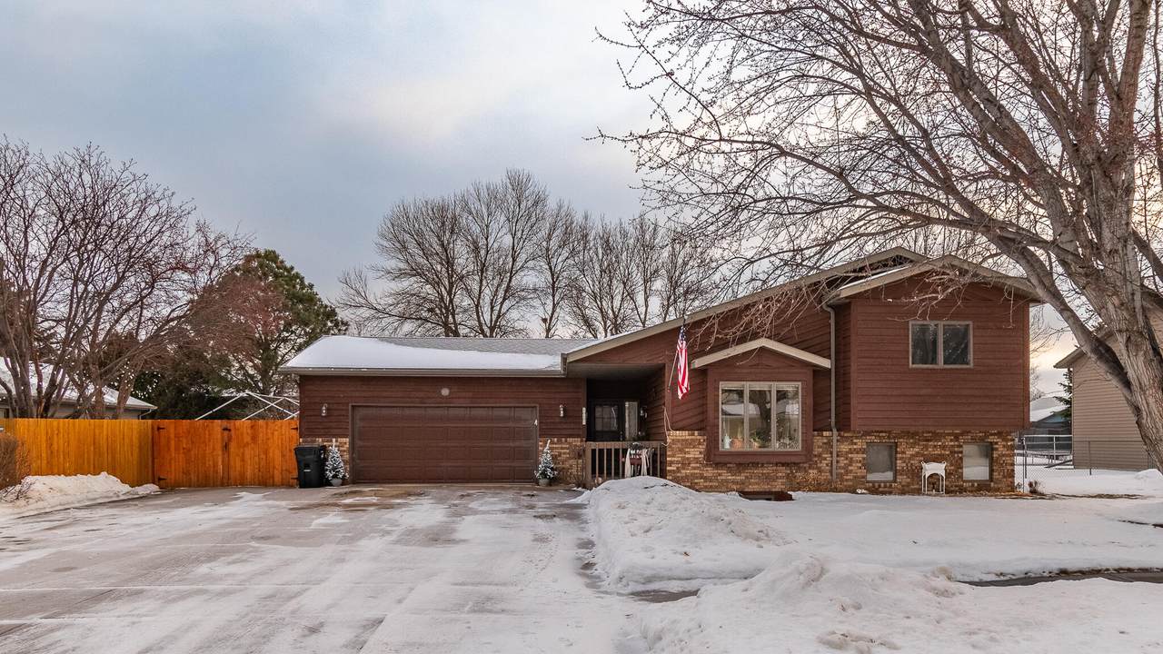 543 Macon Drive - Photo 1