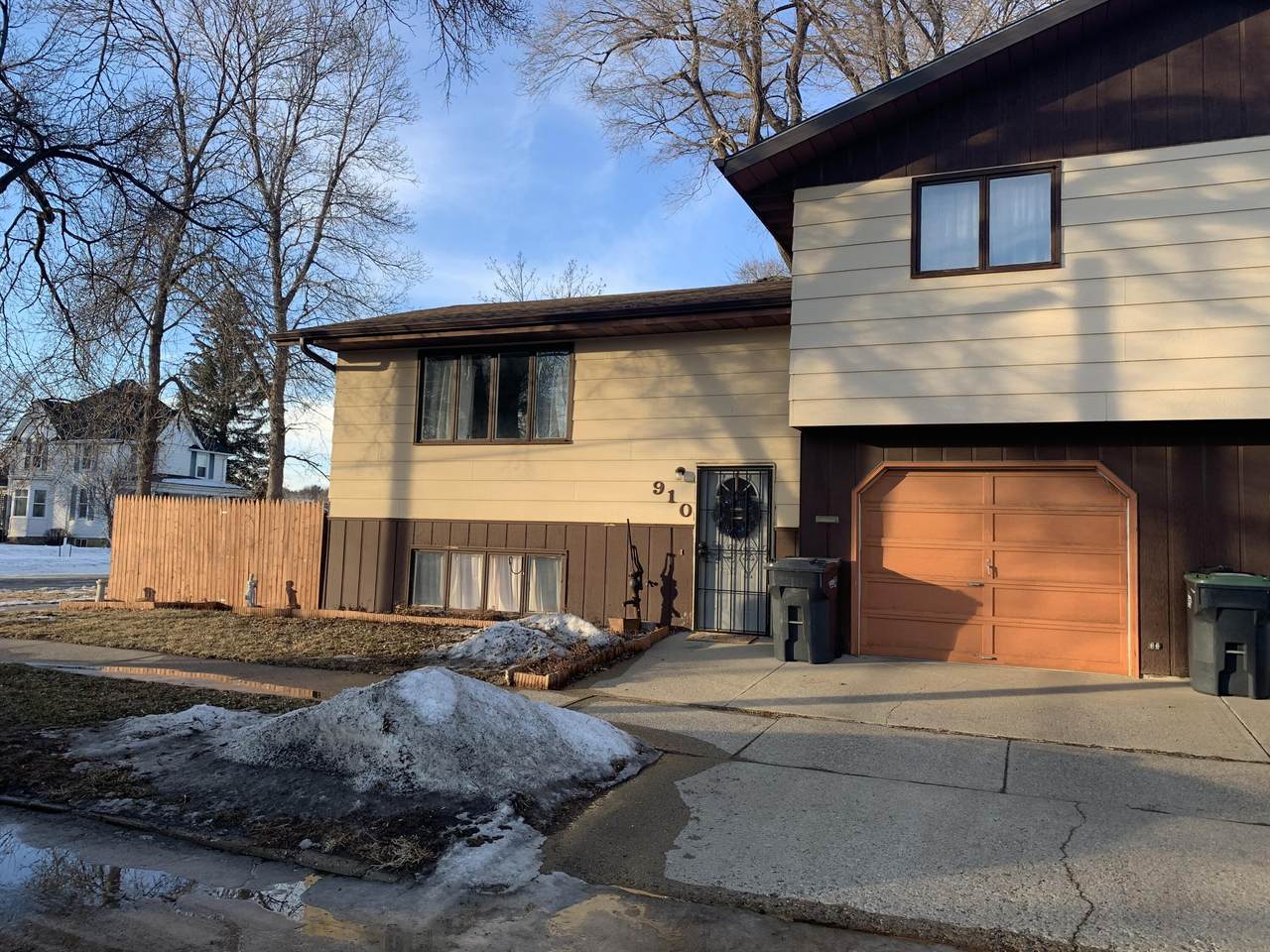 910 3rd Street - Photo 1