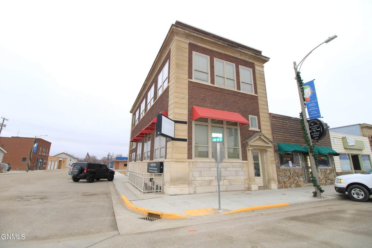 11 Main Street - Photo 1