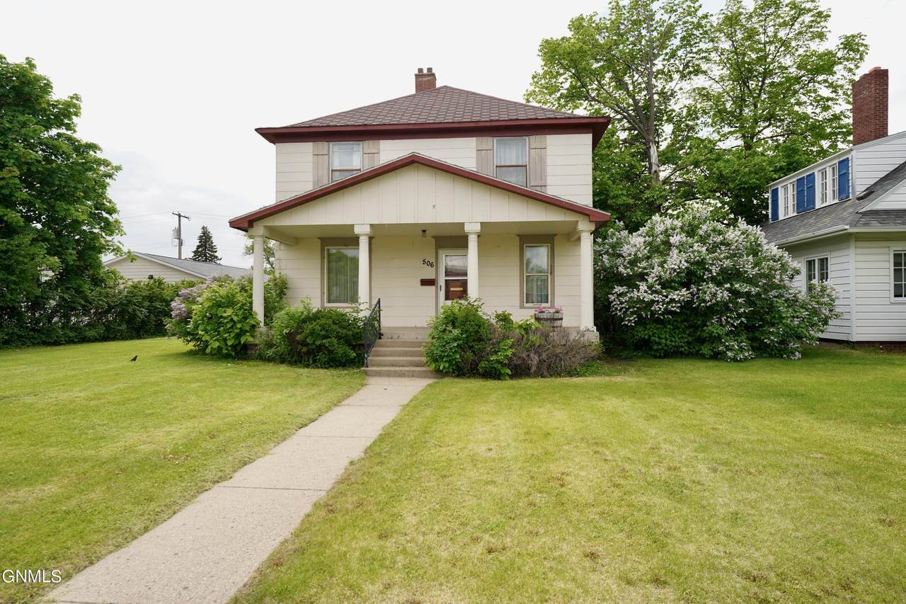 506 4th Avenue - Photo 1