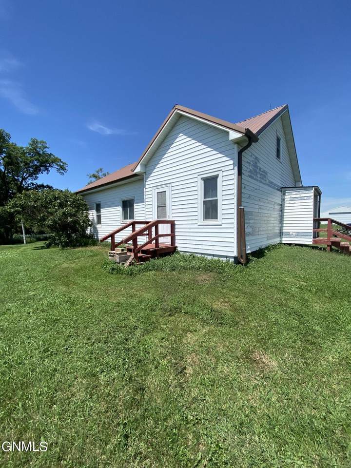 7947 63rd Street - Photo 1