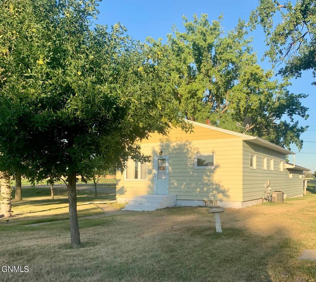 534 Walnut Street - Photo 1