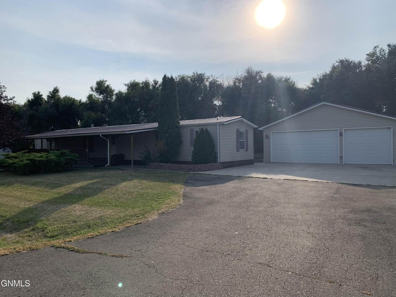 3207 9th Ave. East Avenue - Photo 1