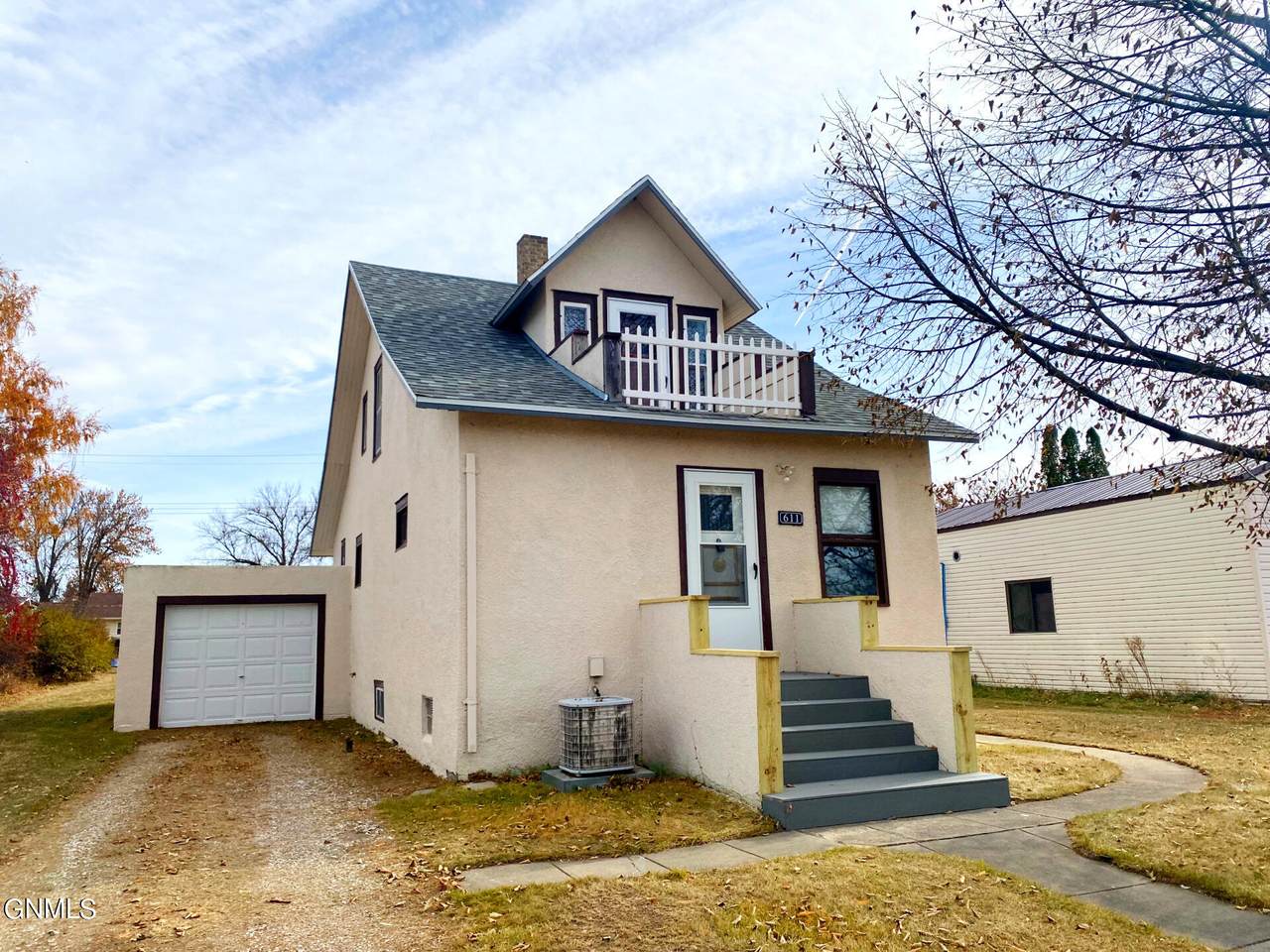 611 Broadway - Photo 1