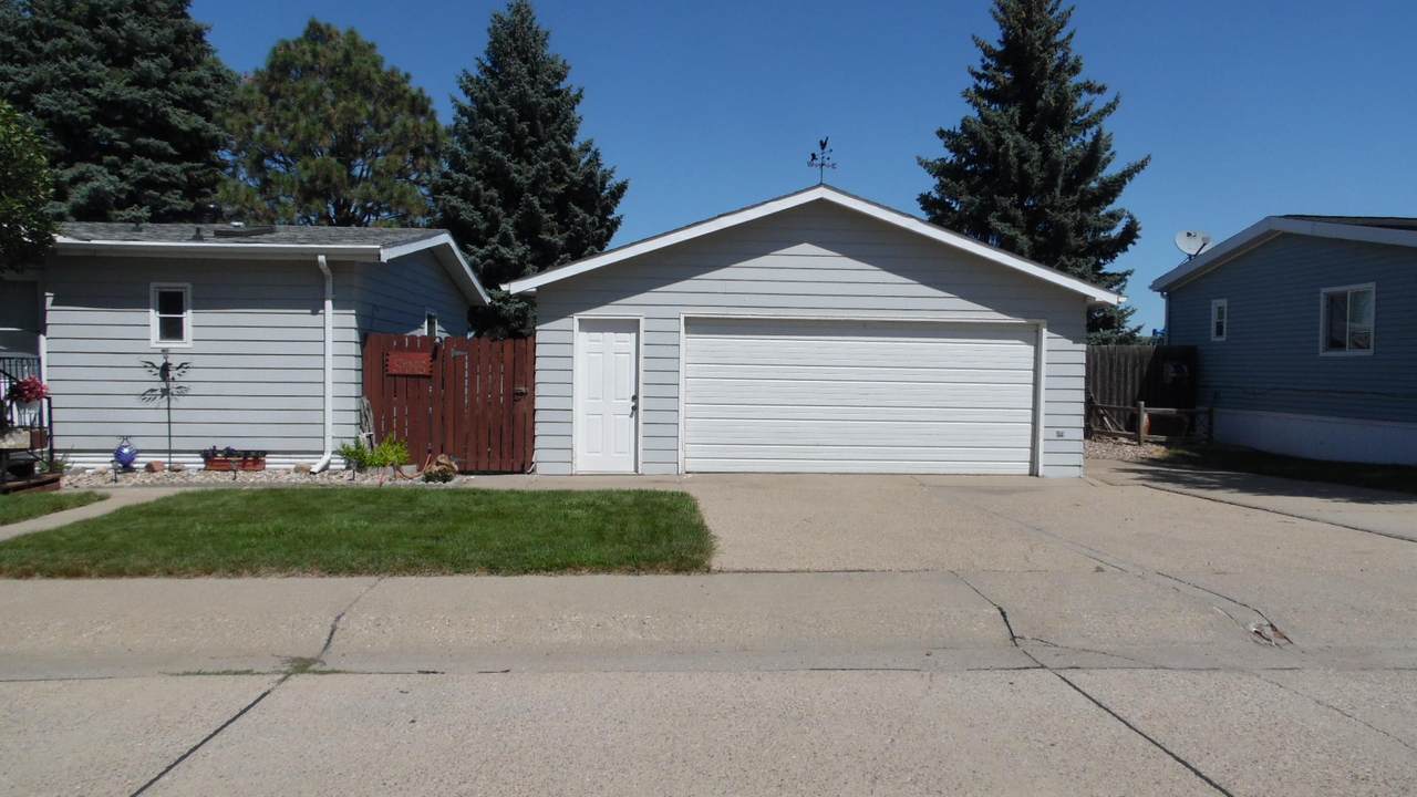 4216 N. Arlington Drive - Photo 1