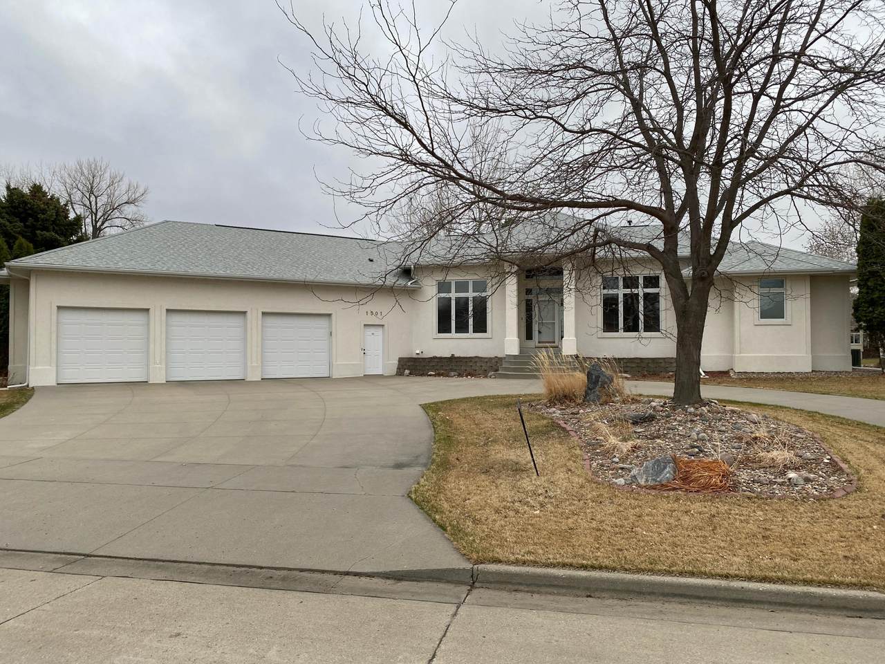 1501 Mutineer Place - Photo 1