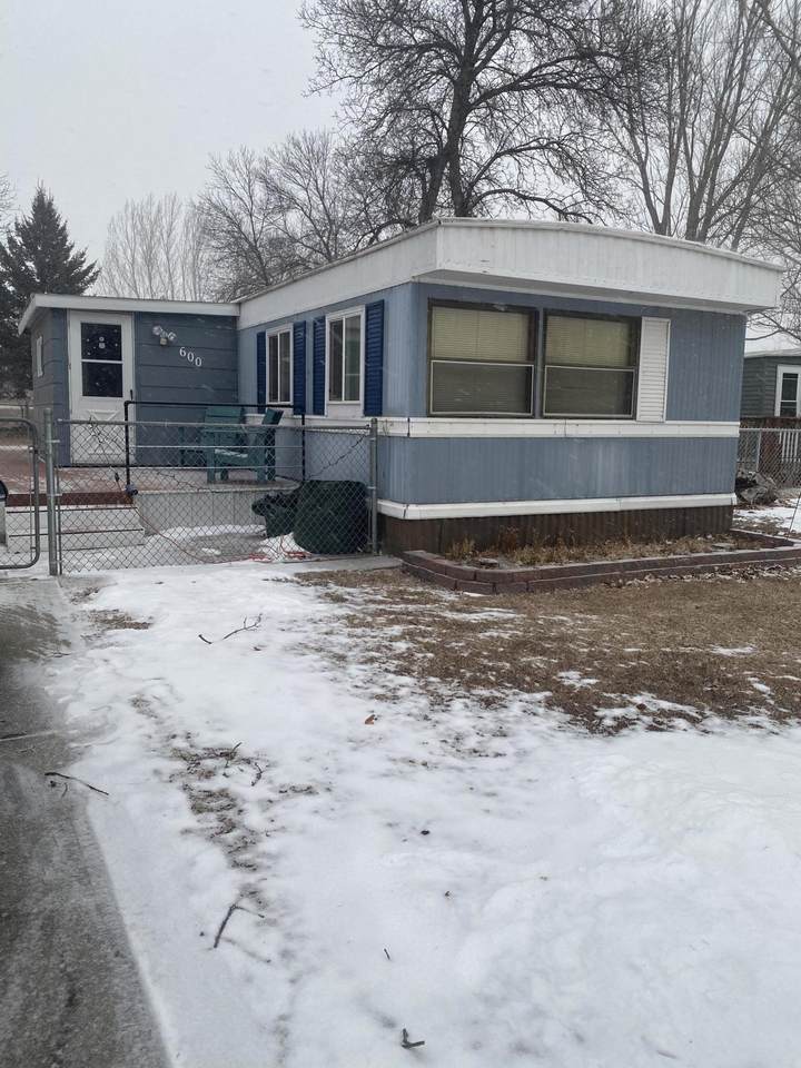 600 Yorkshire Lane - Photo 1
