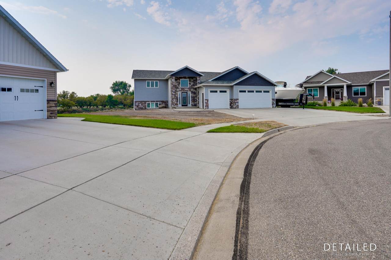 3402 Genoa Court - Photo 1