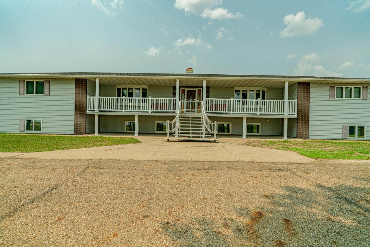 130 64th Avenue - Photo 1