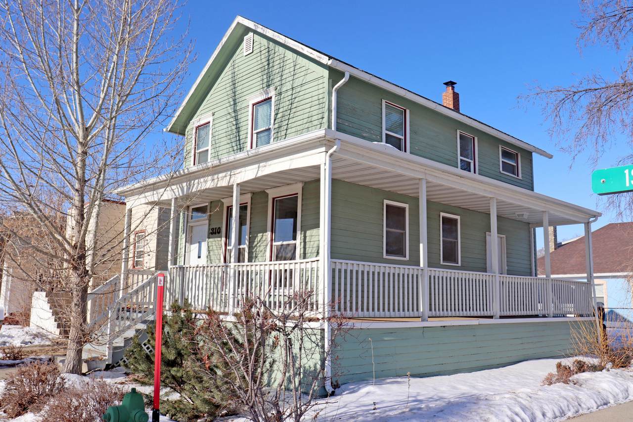 310 1st Street - Photo 1