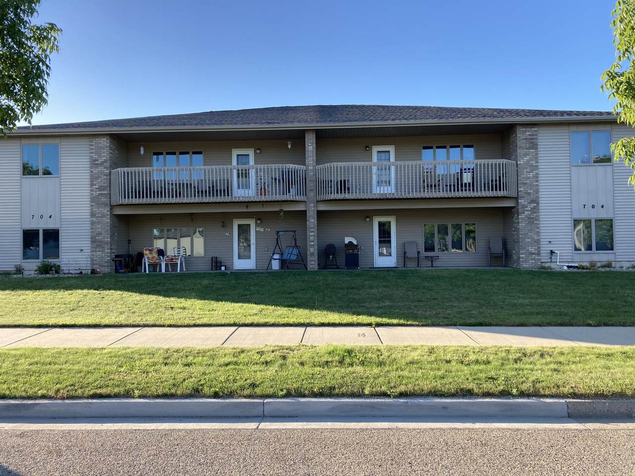 704 Bridgeport Drive - Photo 1