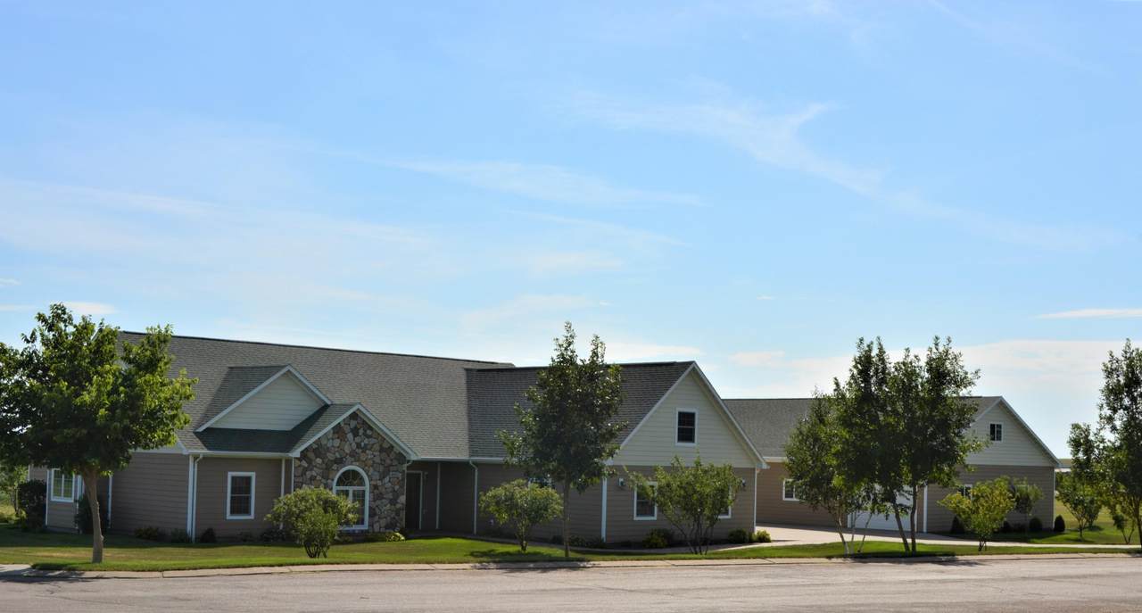 307 19th Street - Photo 1
