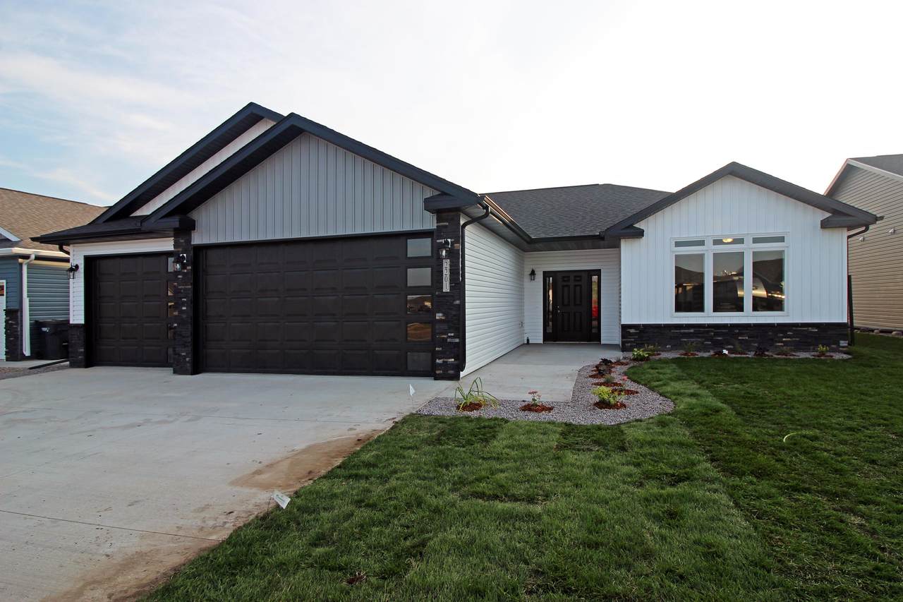 2201 34th Avenue - Photo 1