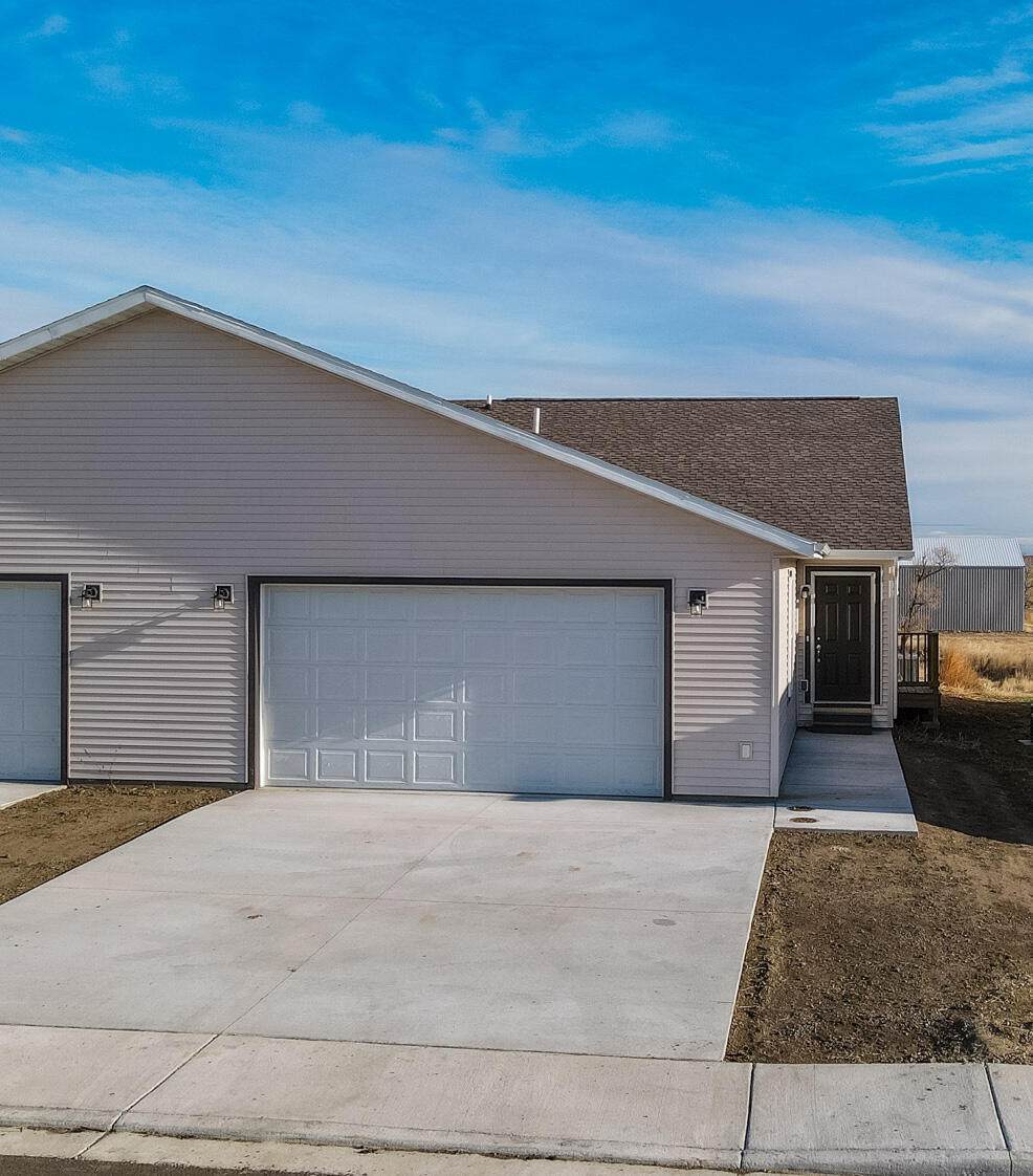802 2nd Street - Photo 1