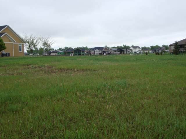 4136 Lakewood Drive - Photo 1