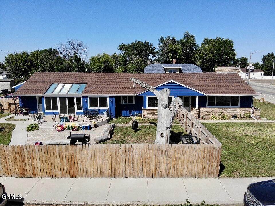 903 Main St. - Photo 1