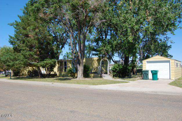 702 6th Street - Photo 1