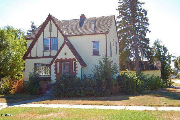 403 4th Street - Photo 1