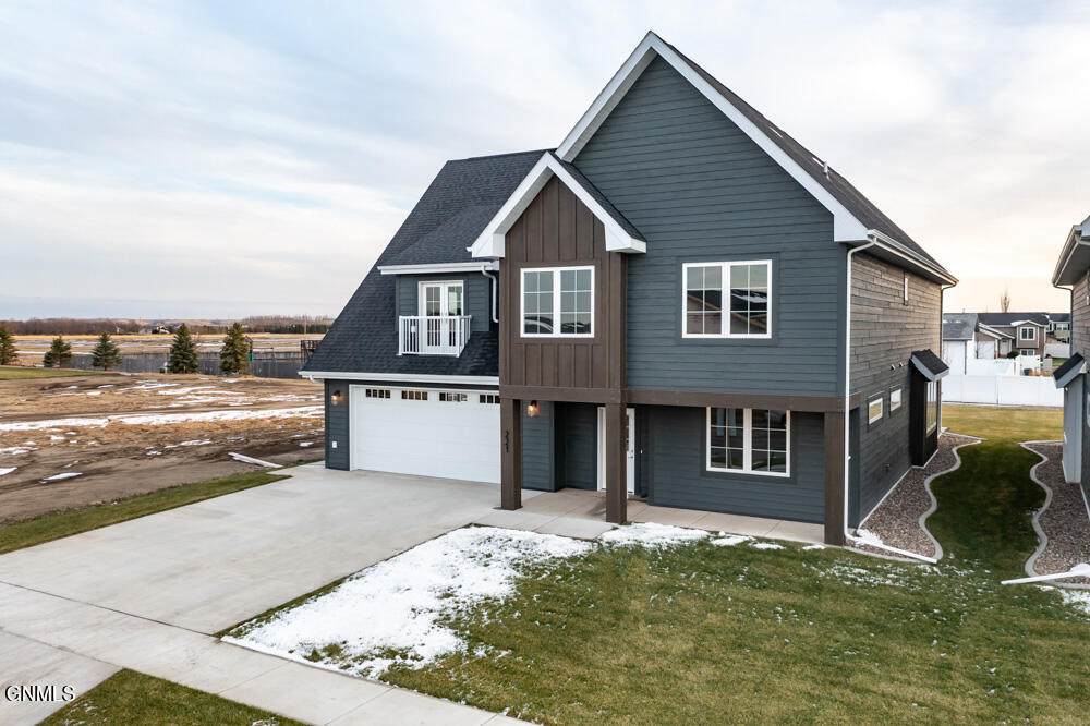221 Lennox Drive - Photo 1