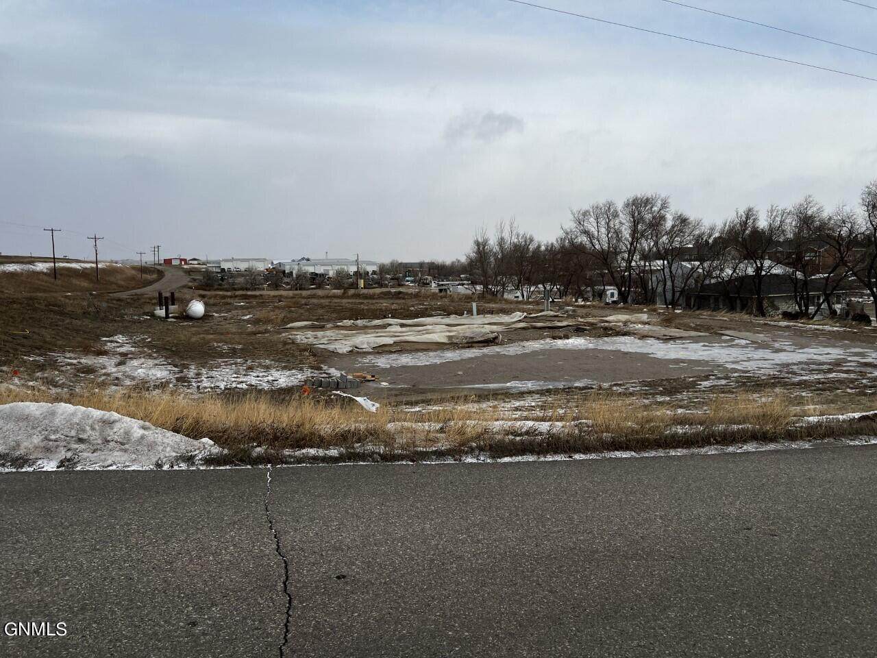 10 72nd Street - Photo 1