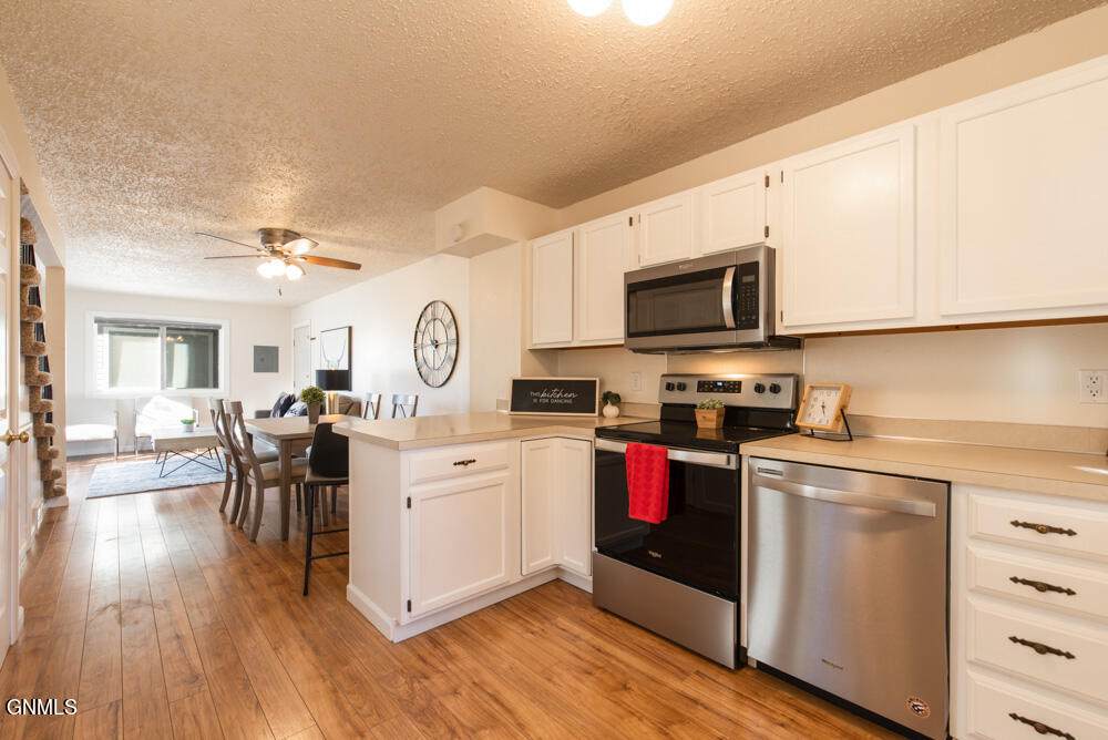 2974 Warwick Loop - Photo 1