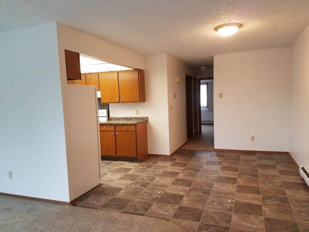 210 W Sweet Avenue - Photo 1
