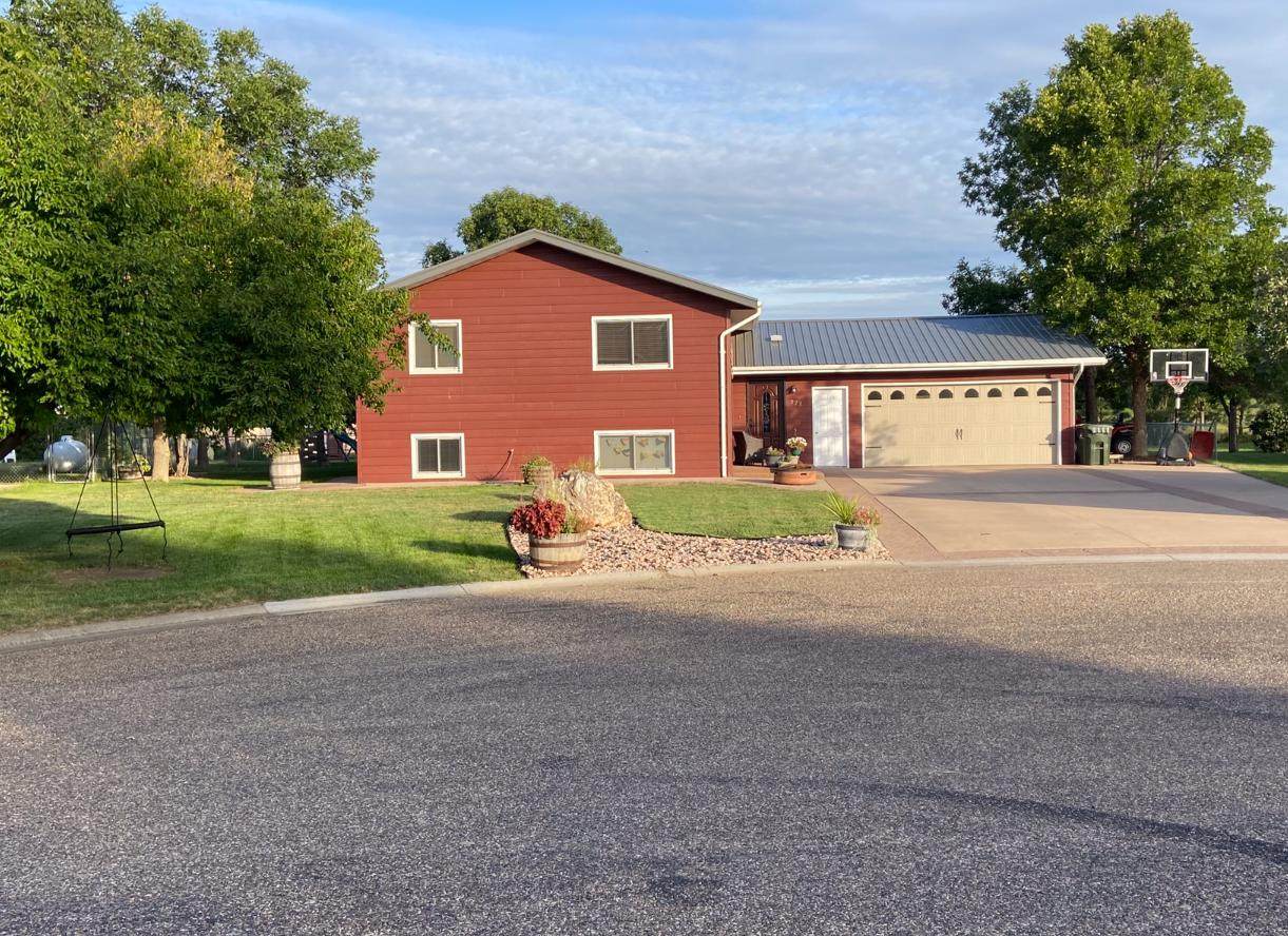 323 6th Avenue - Photo 1