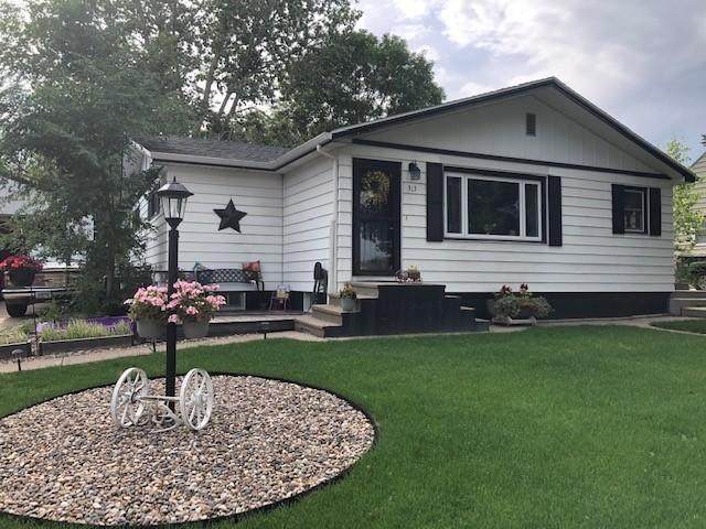 313 2nd Avenue - Photo 1