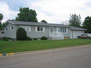 800 10th Street - Photo 1