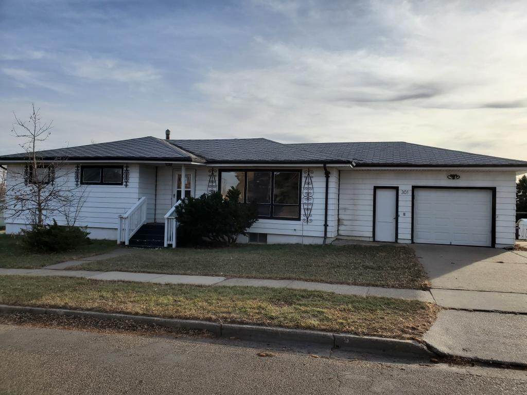 301 5th Street - Photo 1