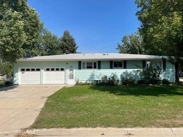 820 Sinclair Street - Photo 1
