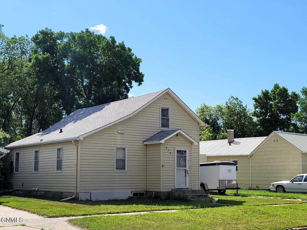 218 1st Avenue - Photo 1