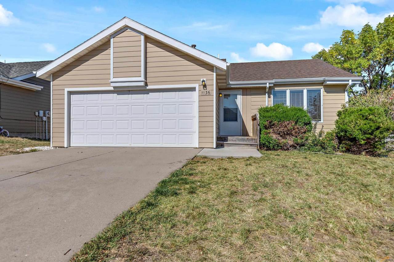 1136 Range View Cir - Photo 1