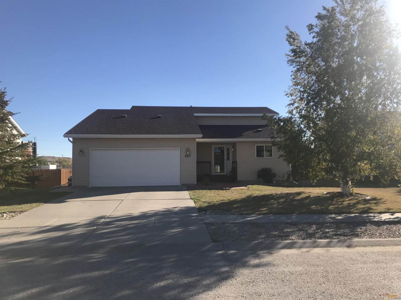 587 Stealth Ln - Photo 1