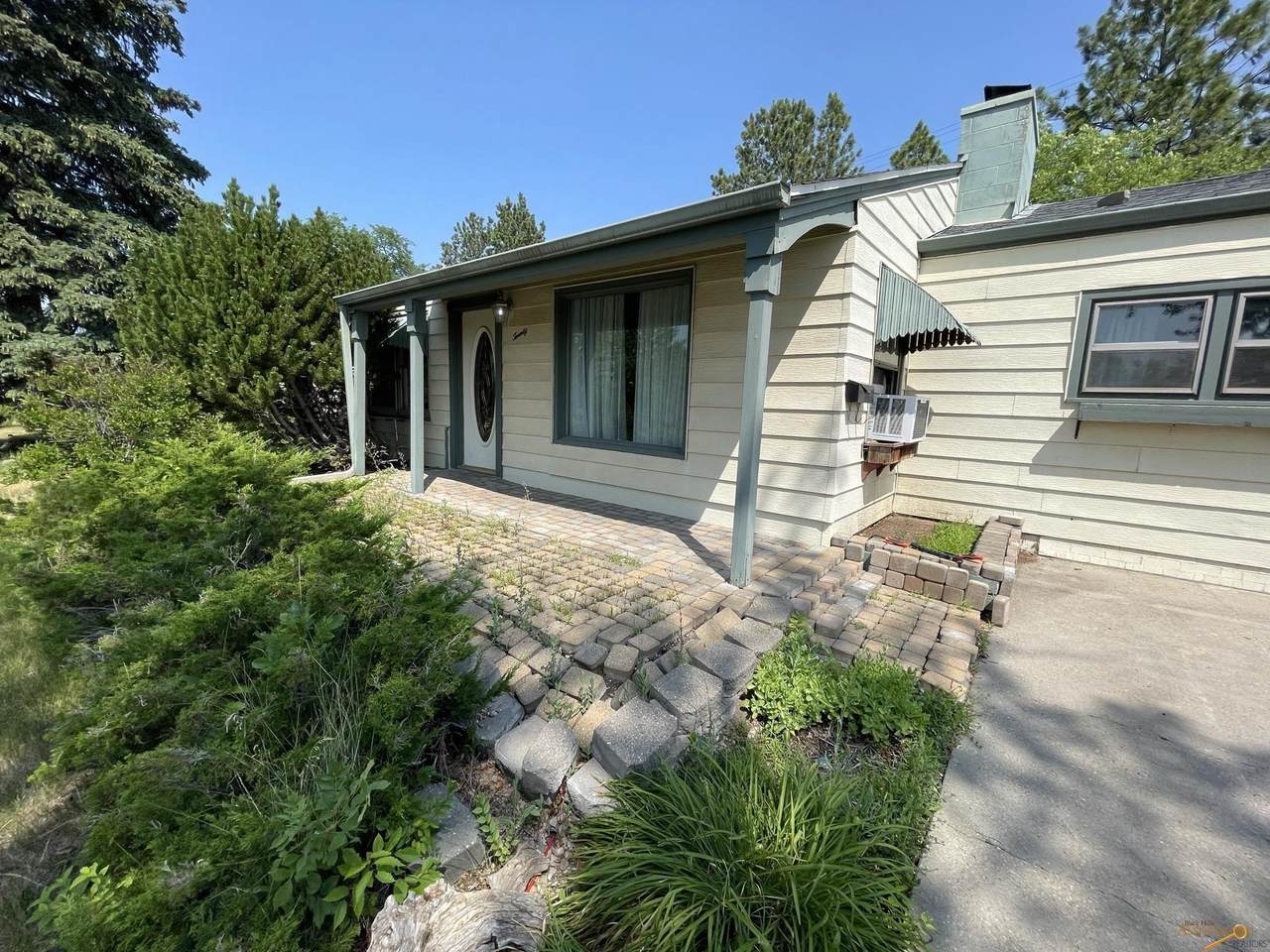 20 St Charles - Photo 1