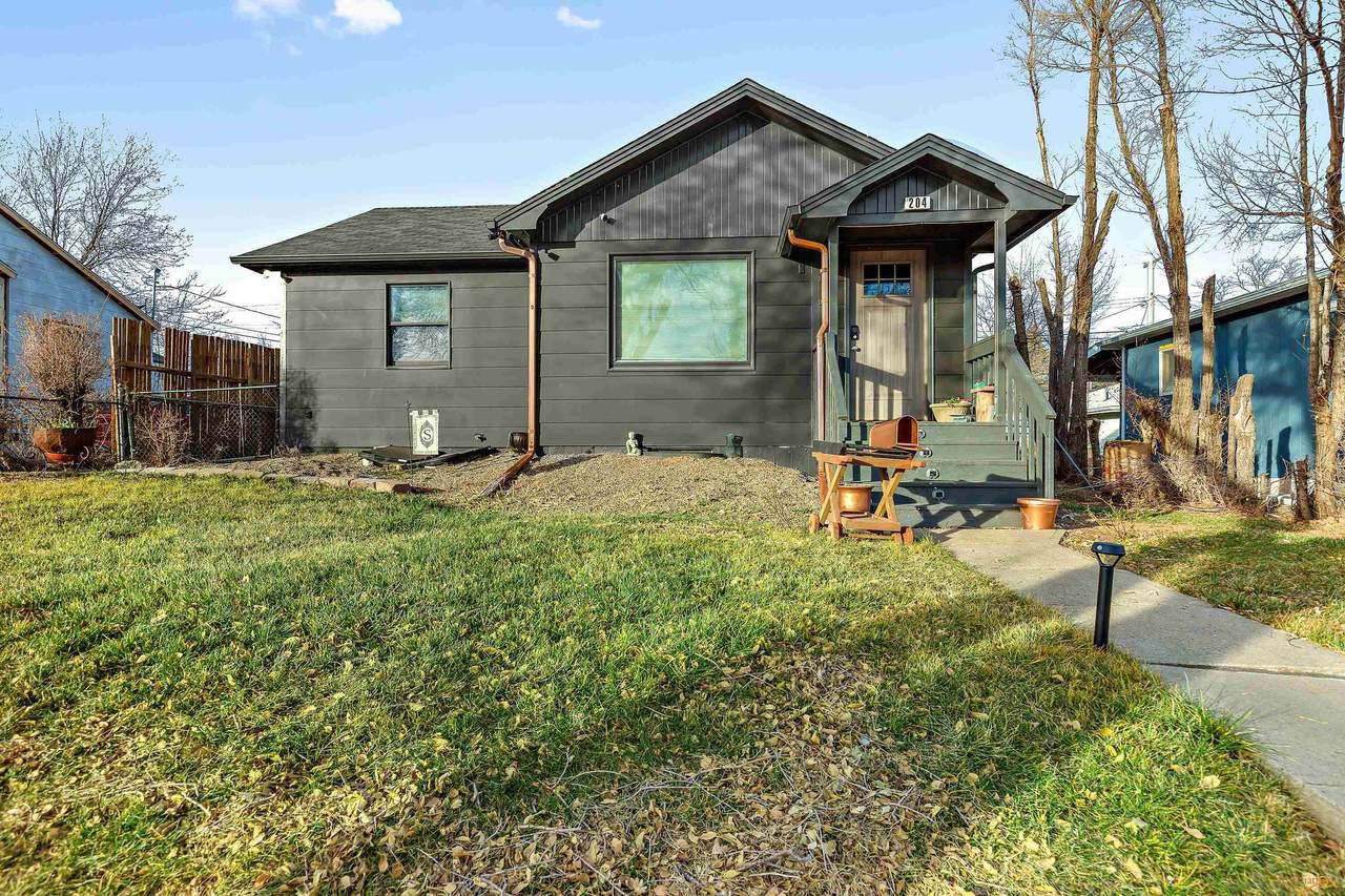 204 St Andrew - Photo 1